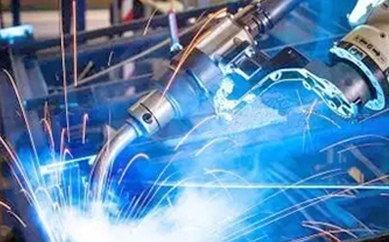 電瓷金屬附件焊接可以用機(jī)器人自動(dòng)焊?來這里試試焊接效果